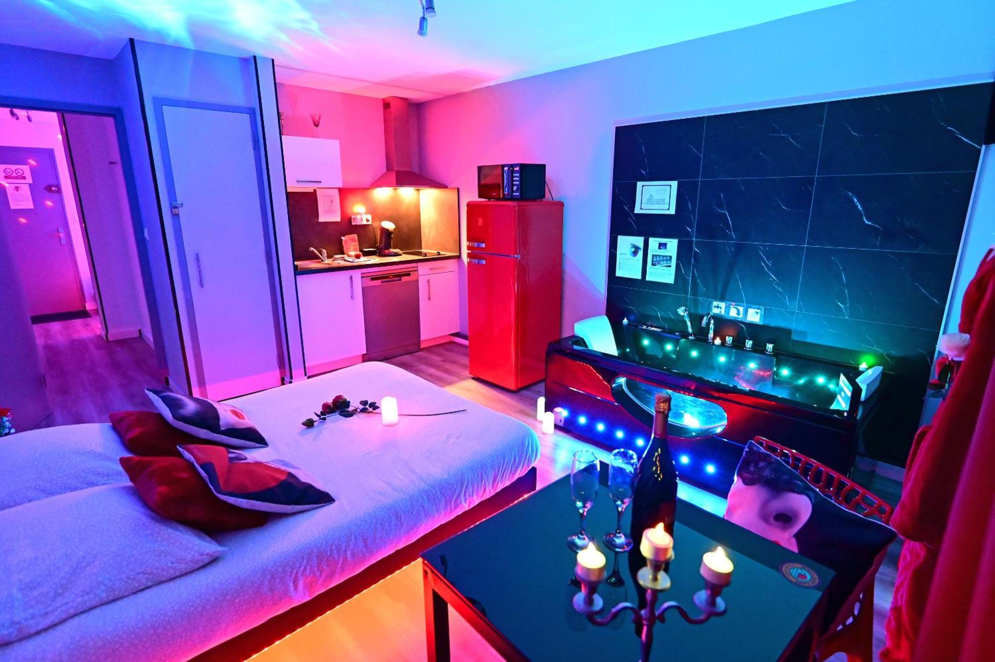 Grand Studio BISCARROSSE PLAGE Une nuit A 2 avec Sauna Luxe, Balnéo, Océan rien que pour vous Esterno foto