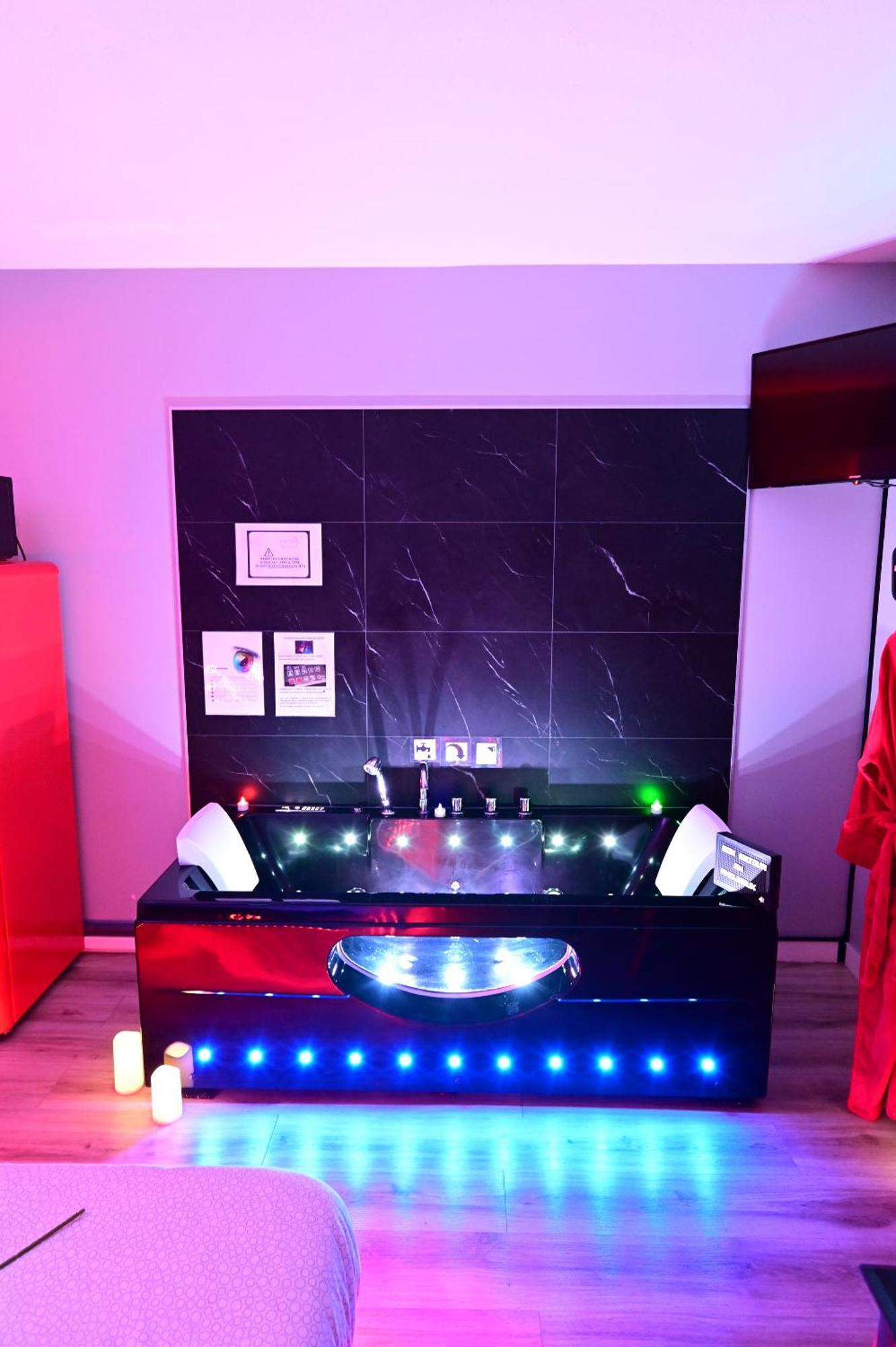 Grand Studio BISCARROSSE PLAGE Une nuit A 2 avec Sauna Luxe, Balnéo, Océan rien que pour vous Esterno foto