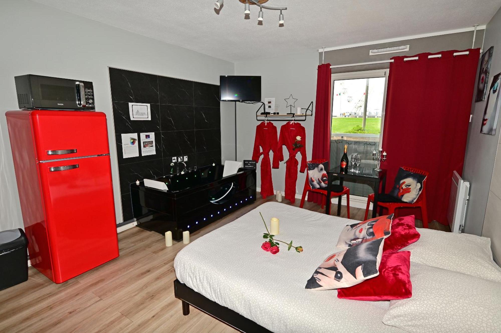 Grand Studio BISCARROSSE PLAGE Une nuit A 2 avec Sauna Luxe, Balnéo, Océan rien que pour vous Esterno foto